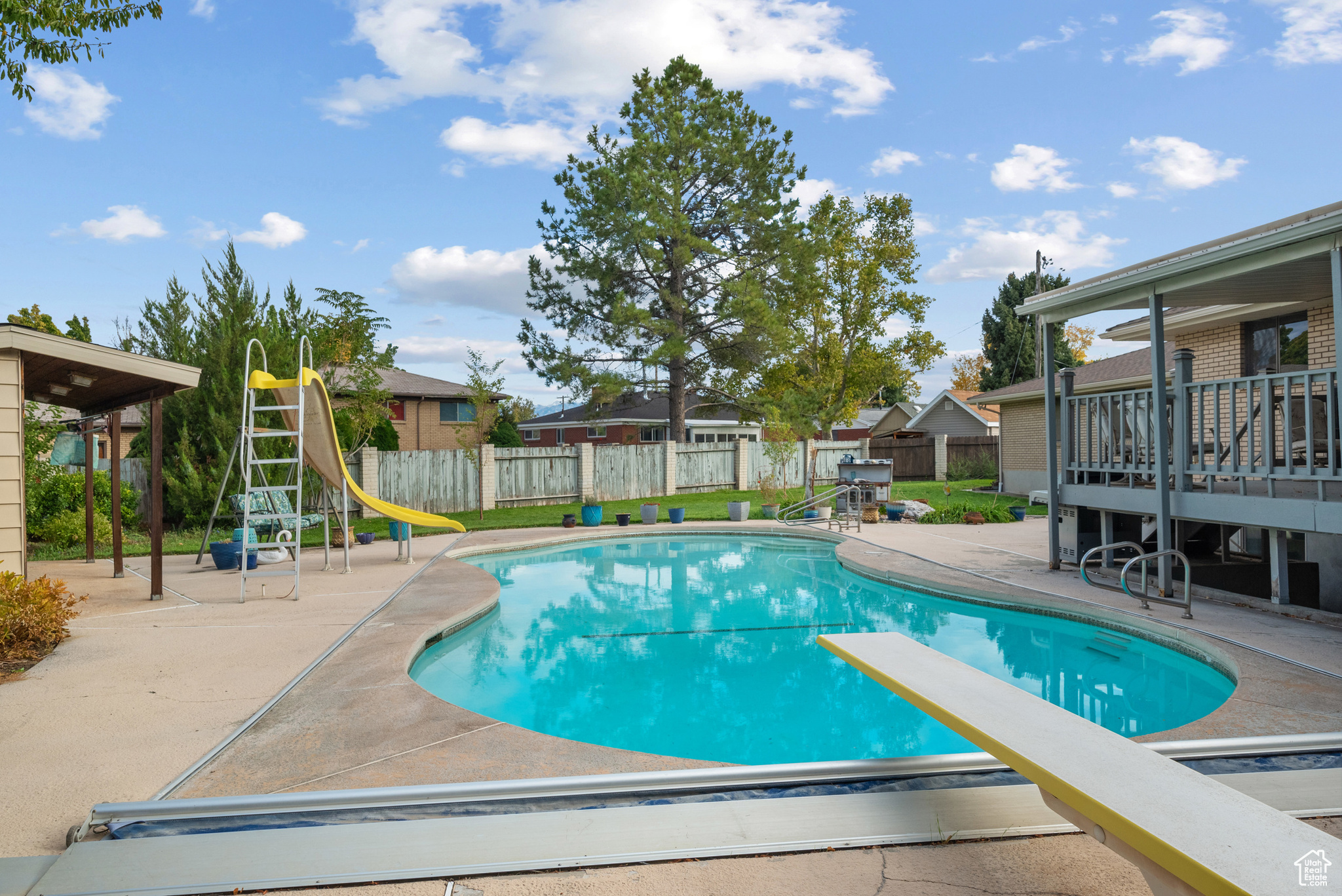 CHERILL ACRES - Residential