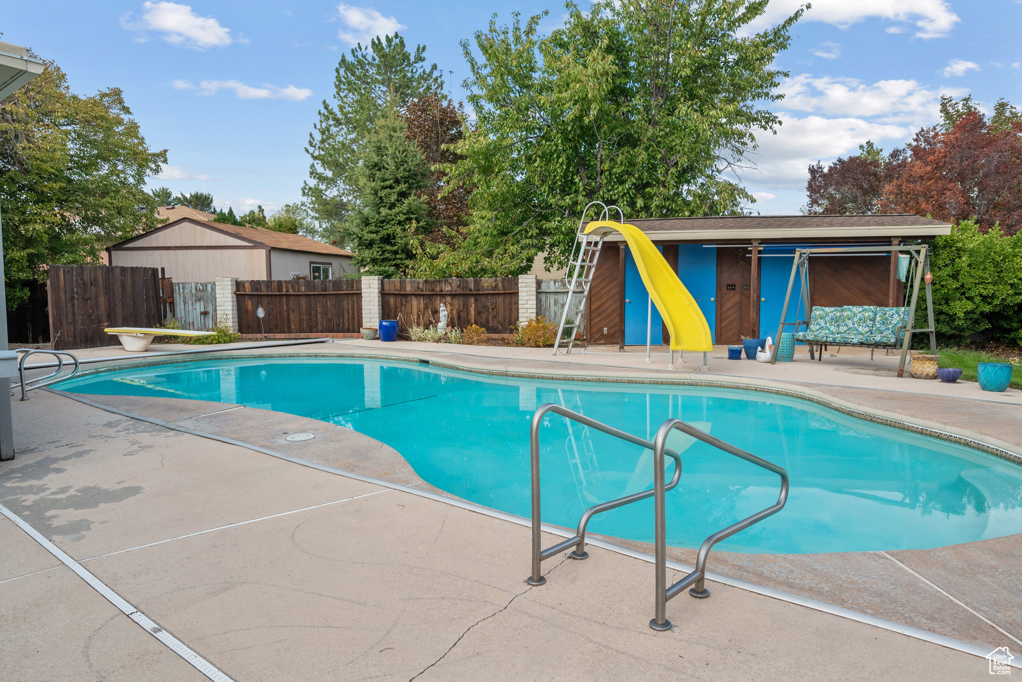 CHERILL ACRES - Residential