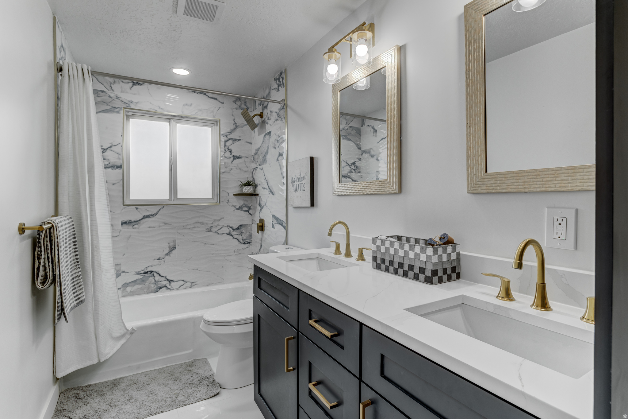 MAGNOLIA WEST - Residential