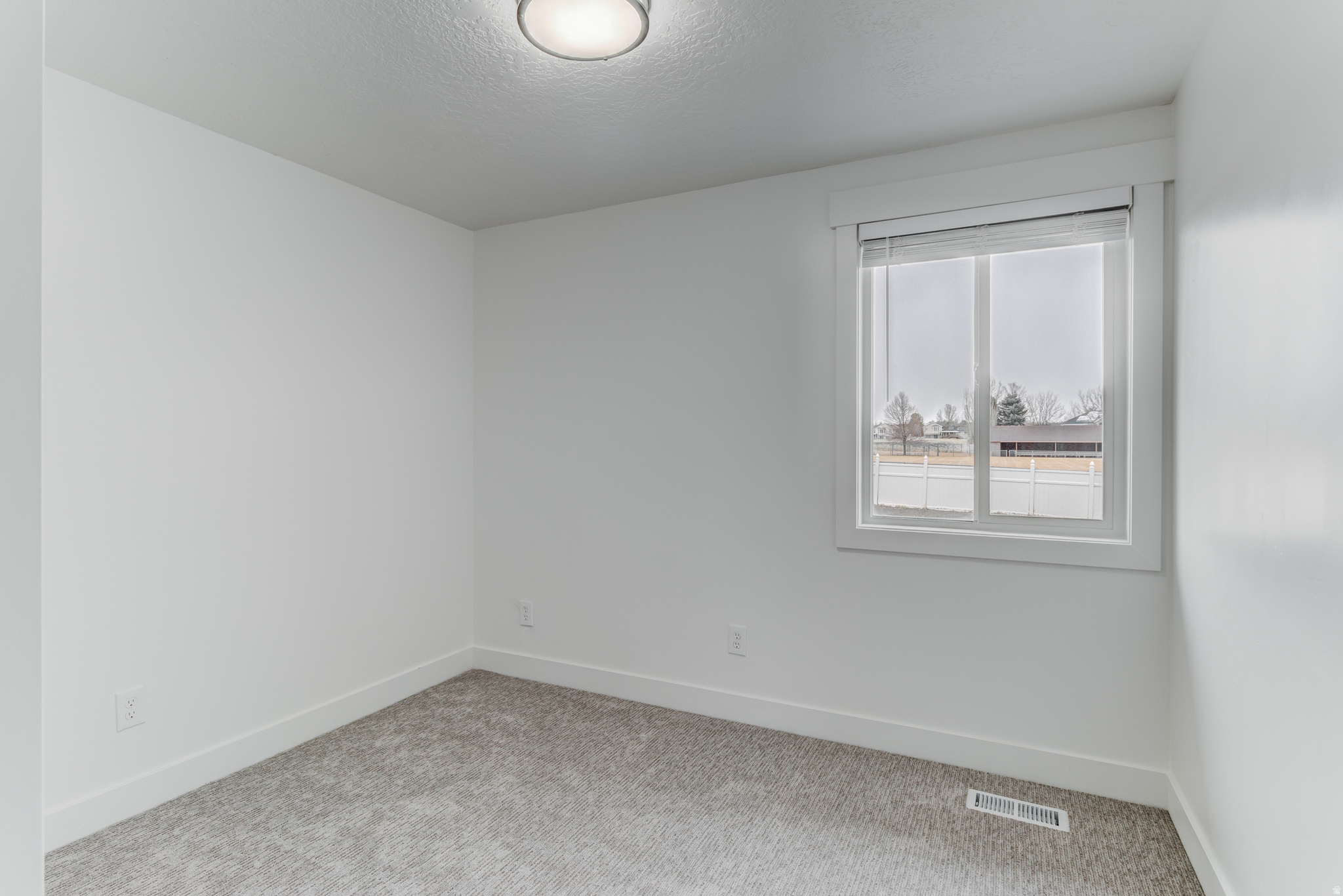 MAGNOLIA WEST - Residential