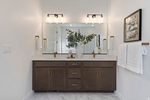 Tiny photo for 1305 E LARKSPUR WAY, Layton, UT 84040 (MLS # 2121887)