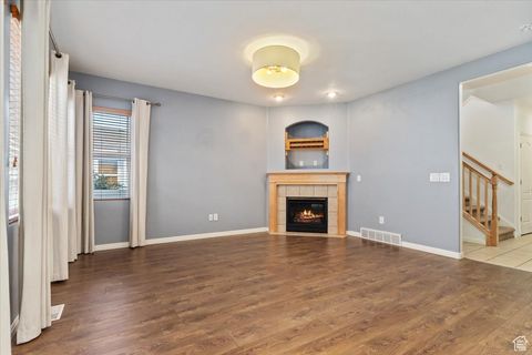 Tiny photo for 5004 W TOPCREST DR S, South Jordan, UT 84009 (MLS # 2118334)