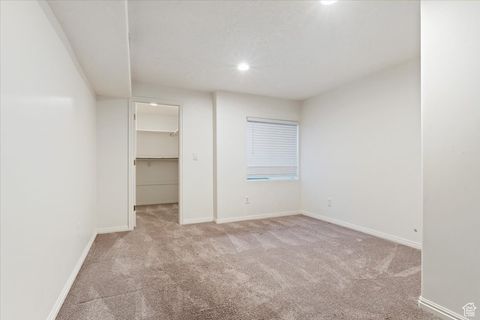 Tiny photo for 5004 W TOPCREST DR S, South Jordan, UT 84009 (MLS # 2118334)