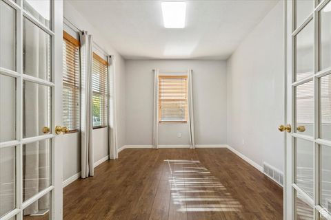 Tiny photo for 5004 W TOPCREST DR S, South Jordan, UT 84009 (MLS # 2118334)