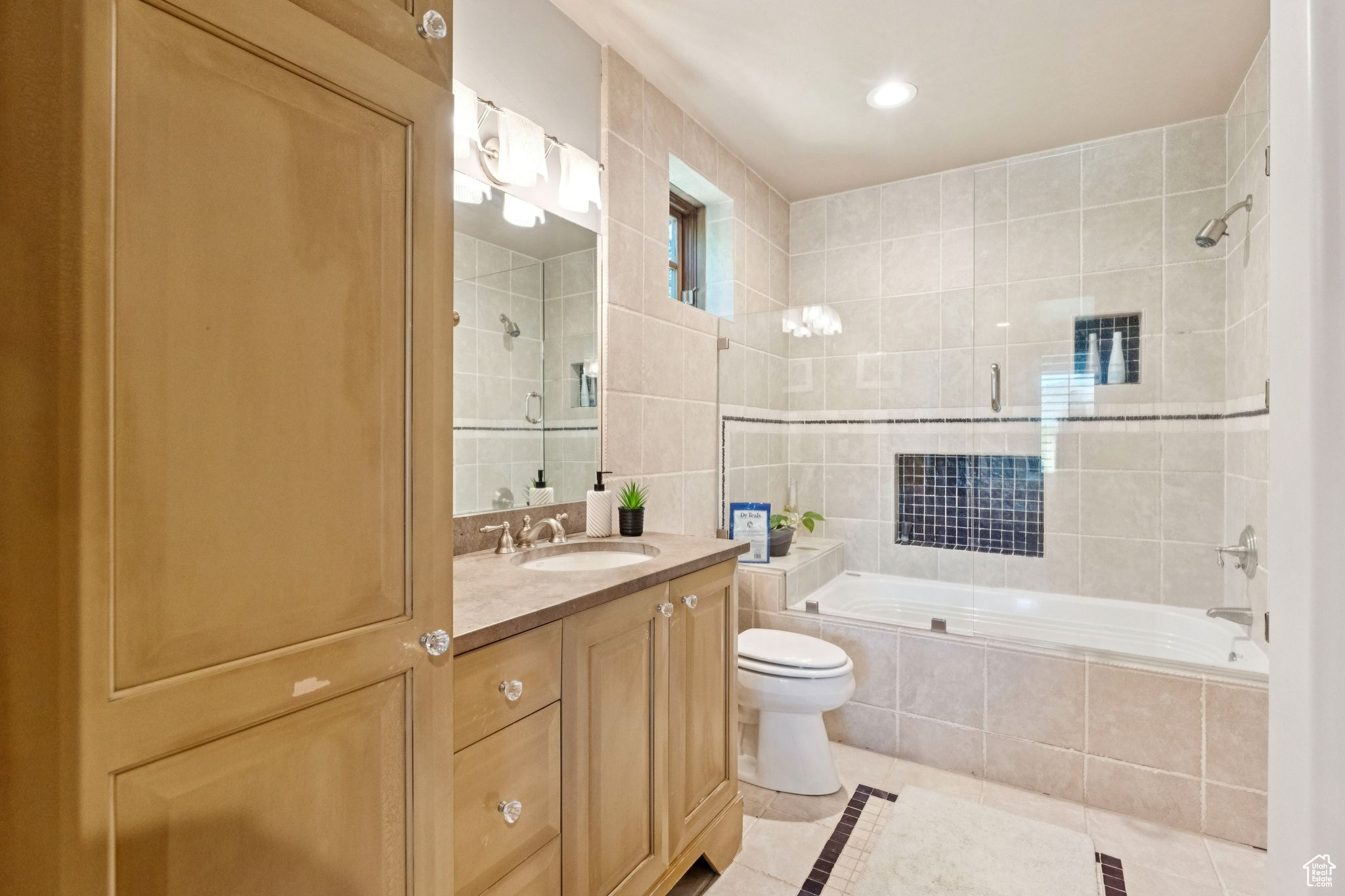 MOUNTAIN RANCH ESTATES - Residential