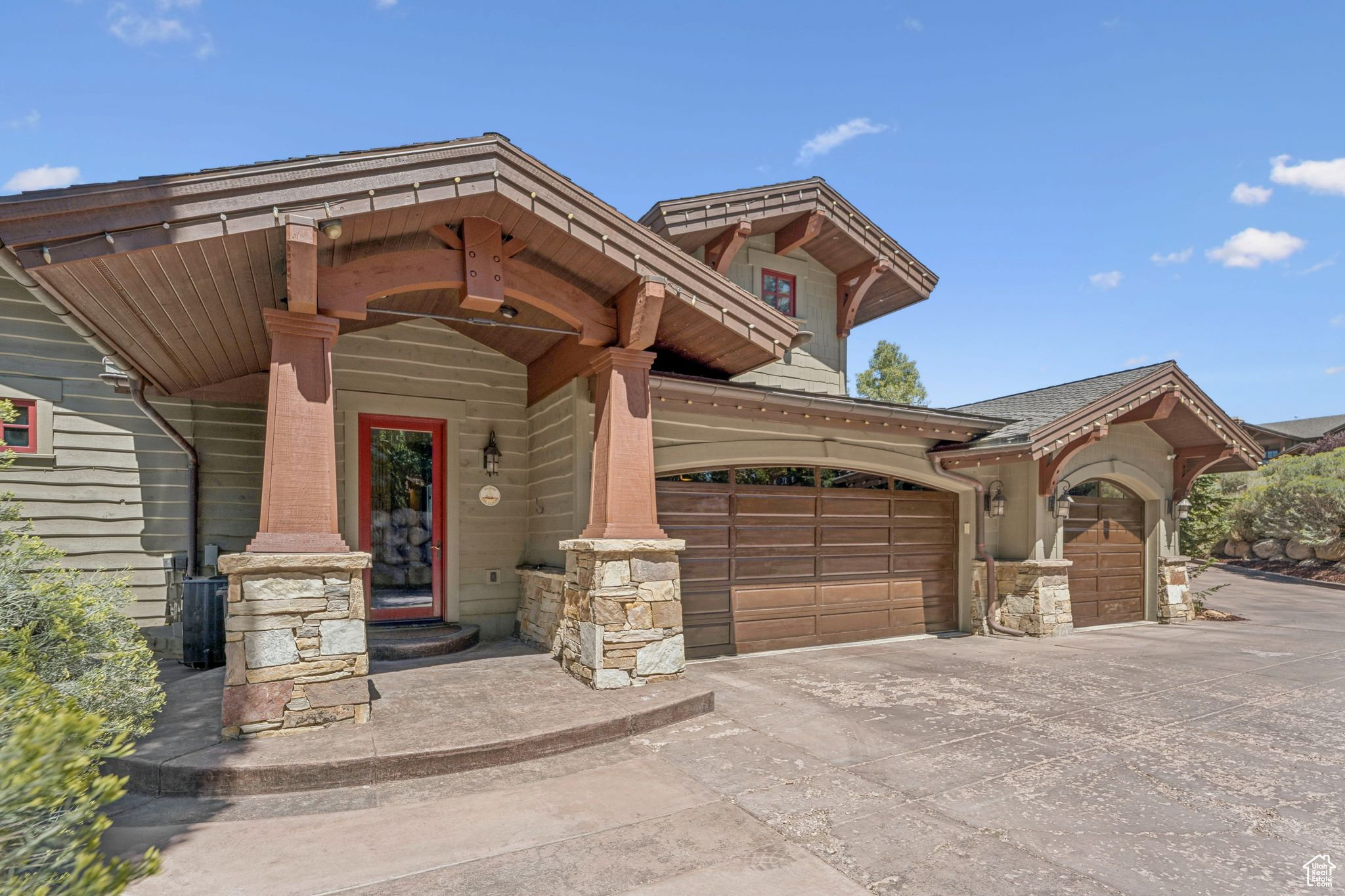 MOUNTAIN RANCH ESTATES - Residential