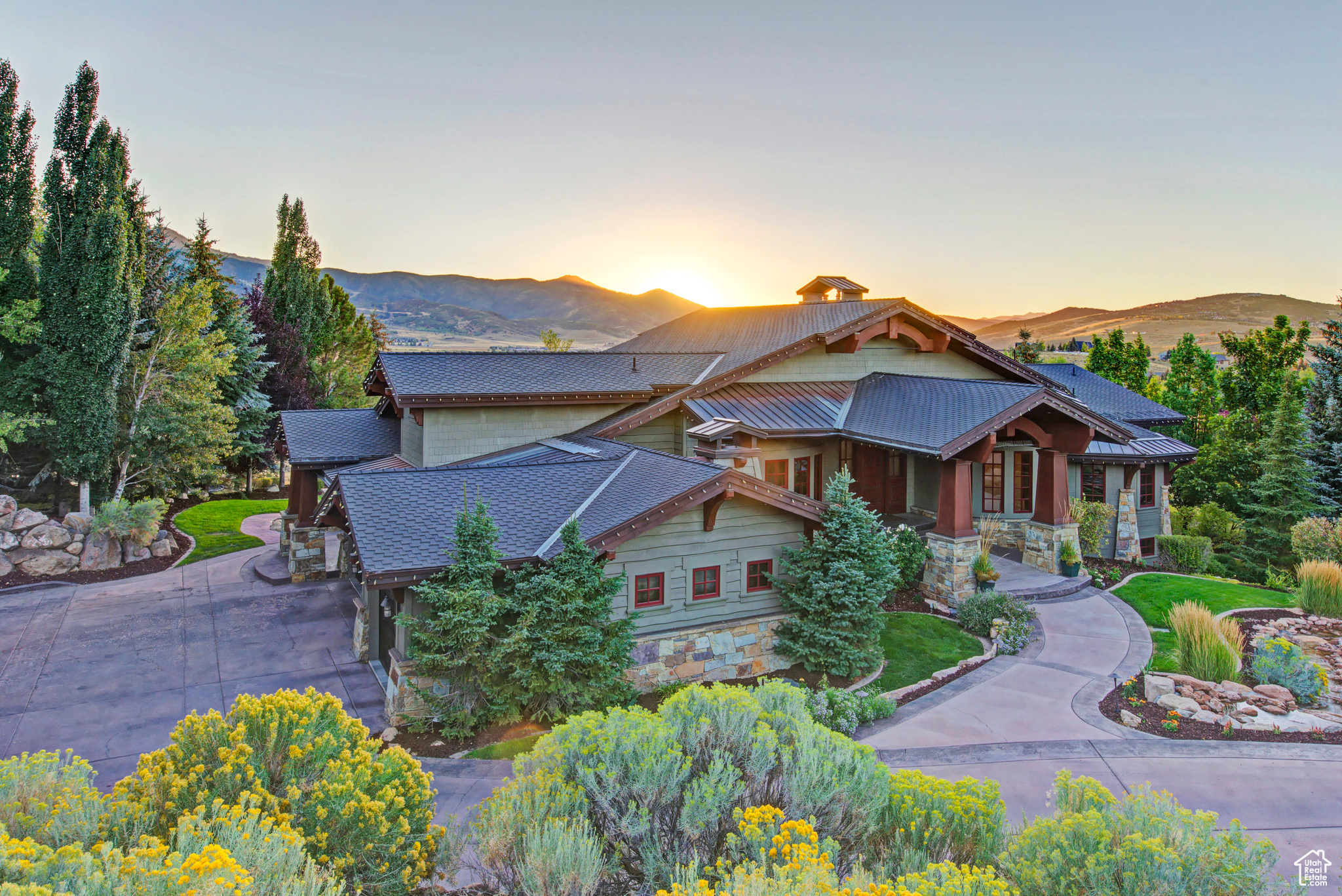 MOUNTAIN RANCH ESTATES - Residential