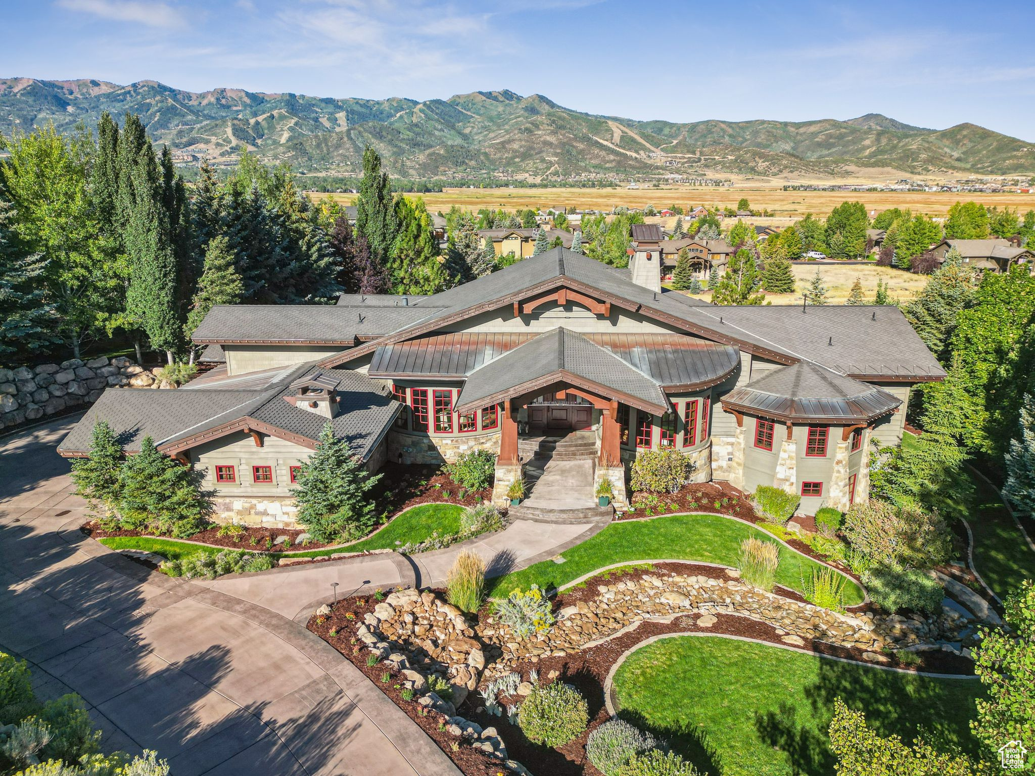 MOUNTAIN RANCH ESTATES - Residential