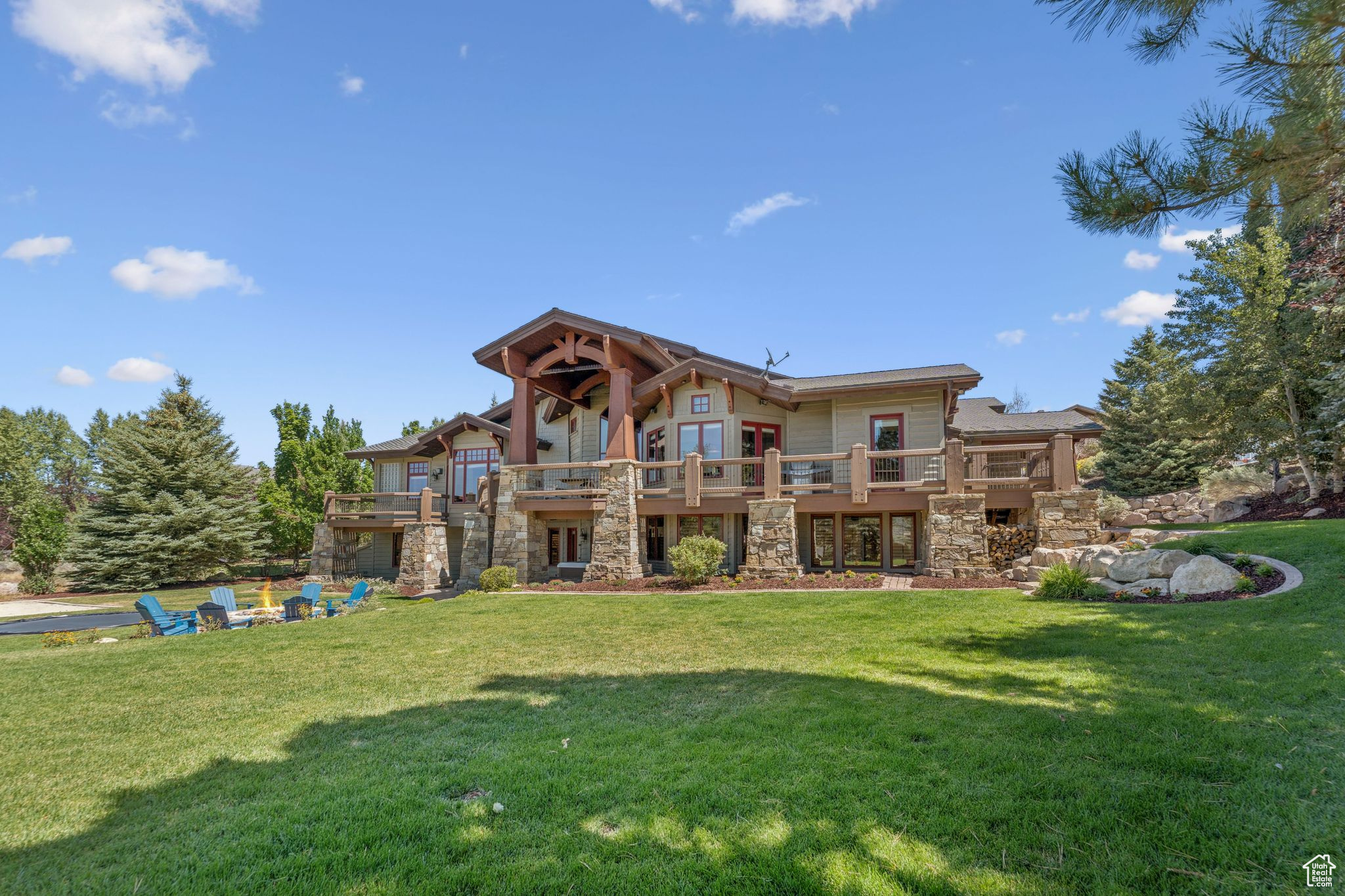 MOUNTAIN RANCH ESTATES - Residential