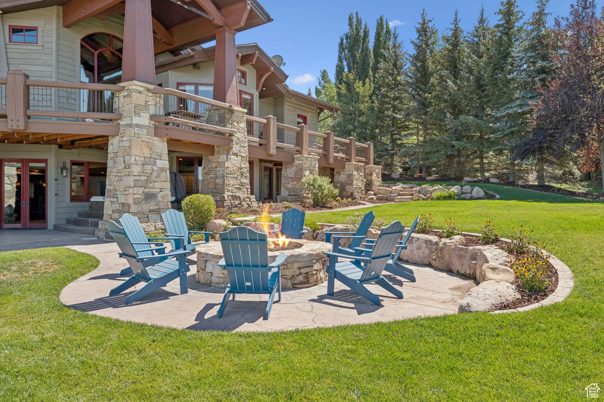 MOUNTAIN RANCH ESTATES - Residential