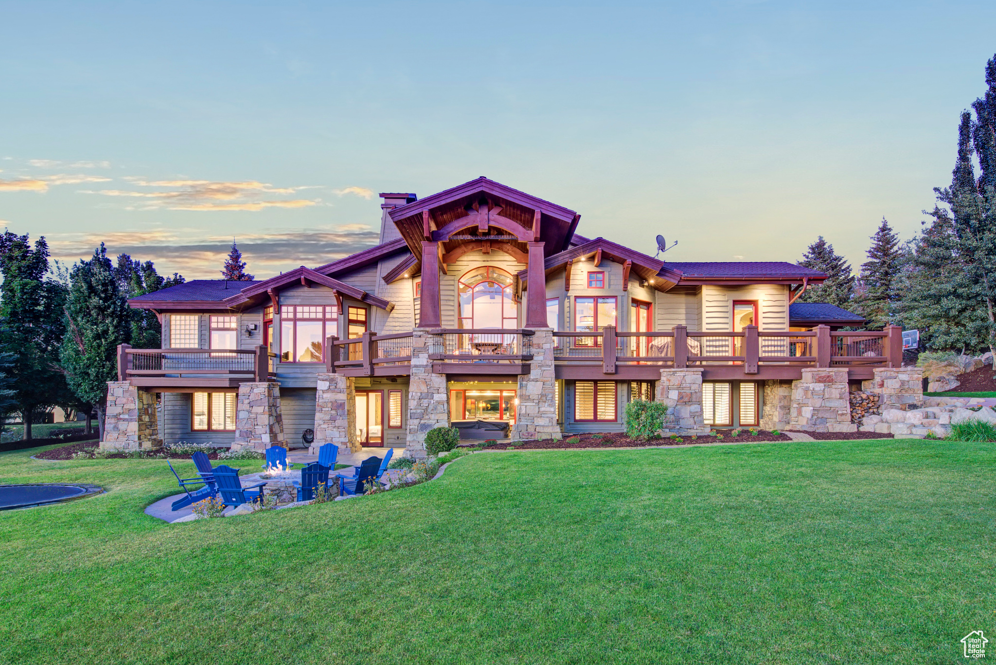 6025 MOUNTAIN RANCH DR