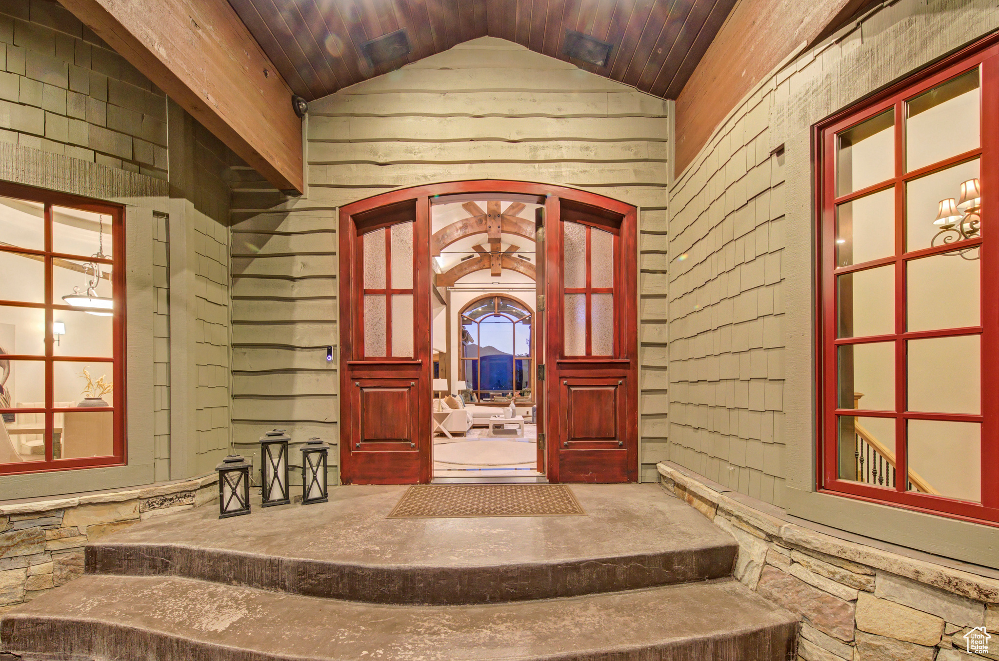 MOUNTAIN RANCH ESTATES - Residential