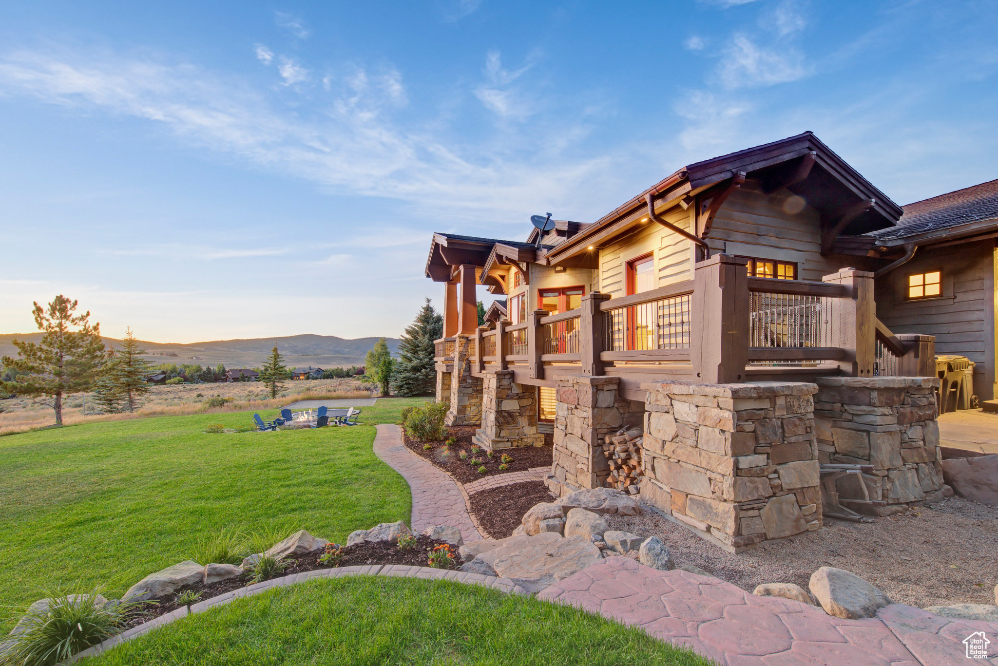 MOUNTAIN RANCH ESTATES - Residential