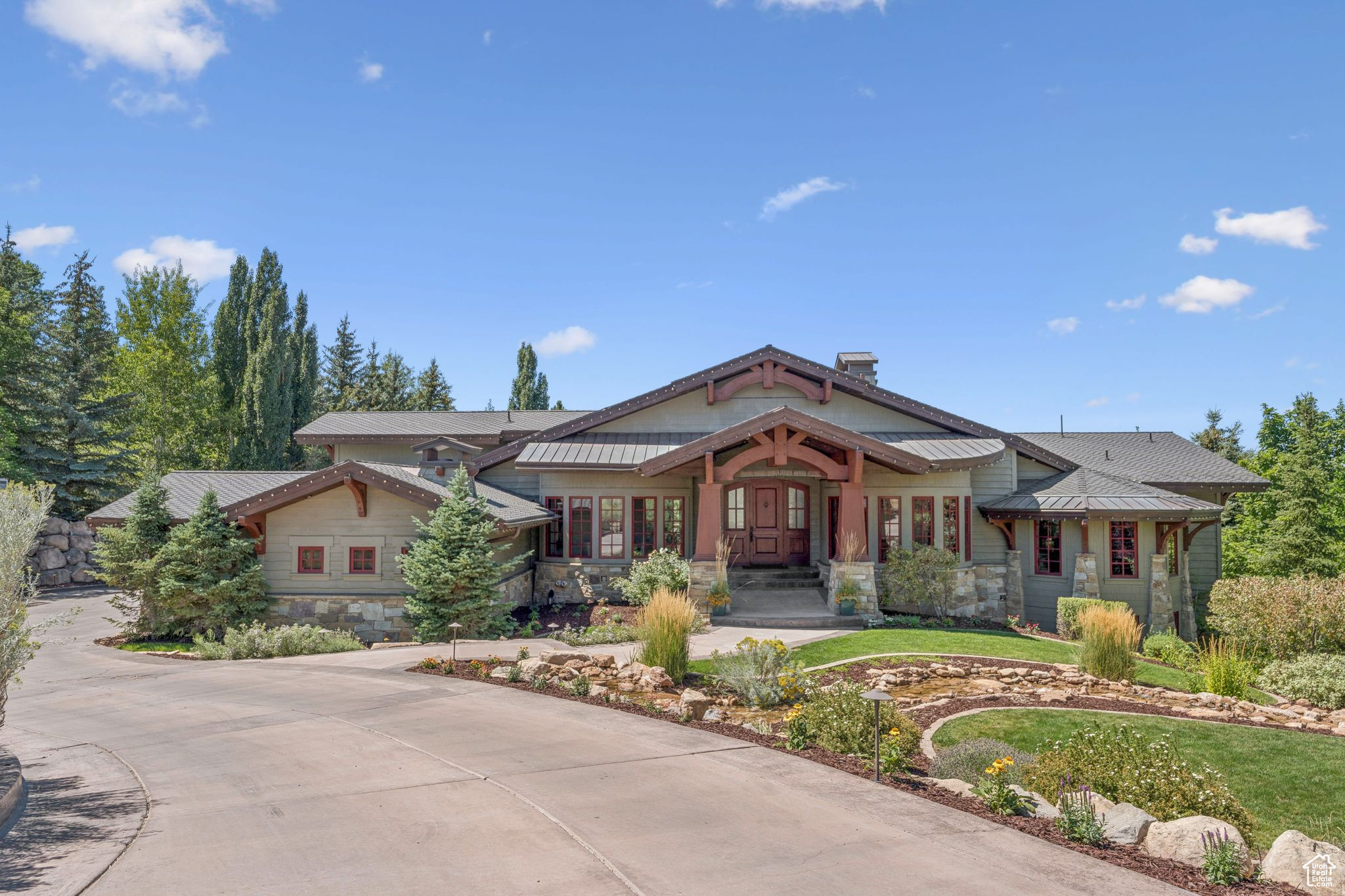 MOUNTAIN RANCH ESTATES - Residential