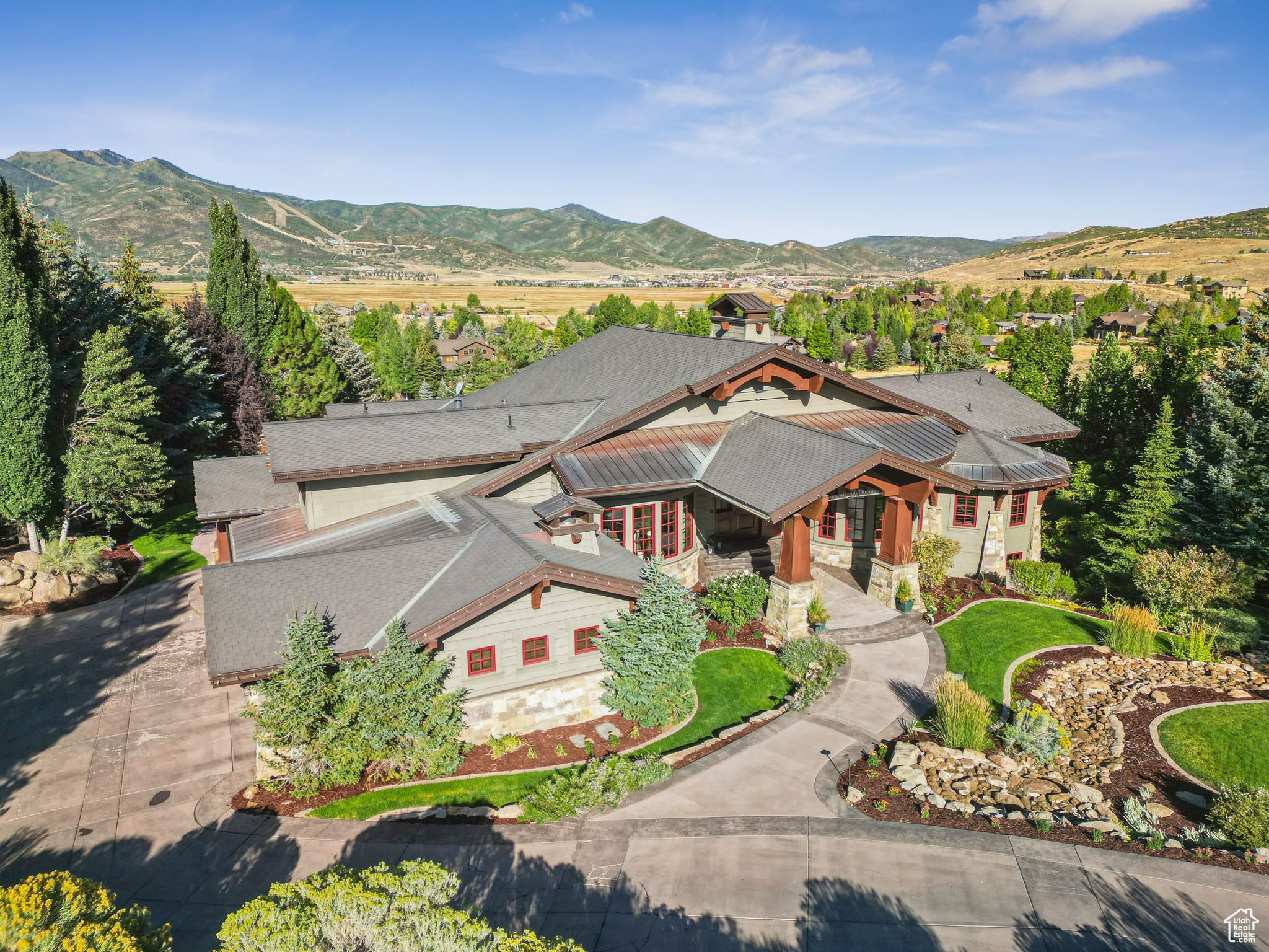 MOUNTAIN RANCH ESTATES - Residential