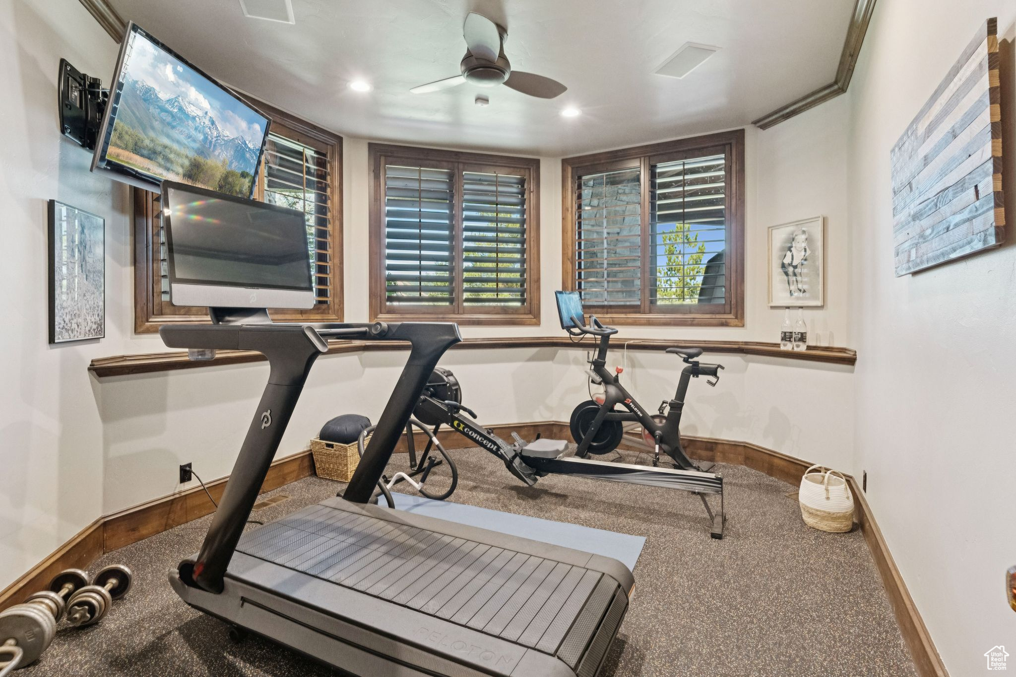 MOUNTAIN RANCH ESTATES - Residential