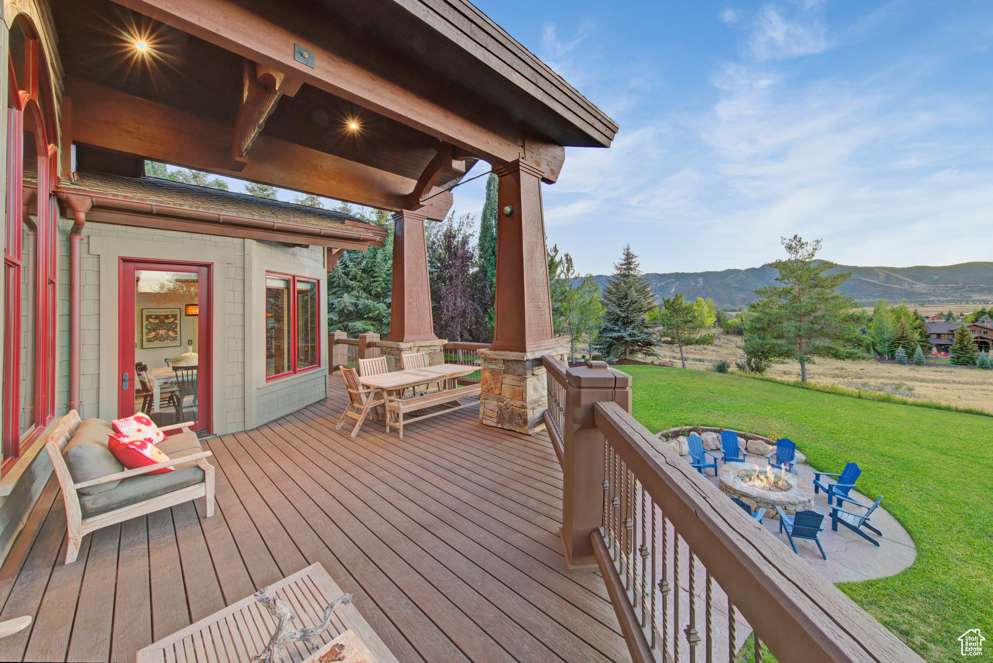 MOUNTAIN RANCH ESTATES - Residential
