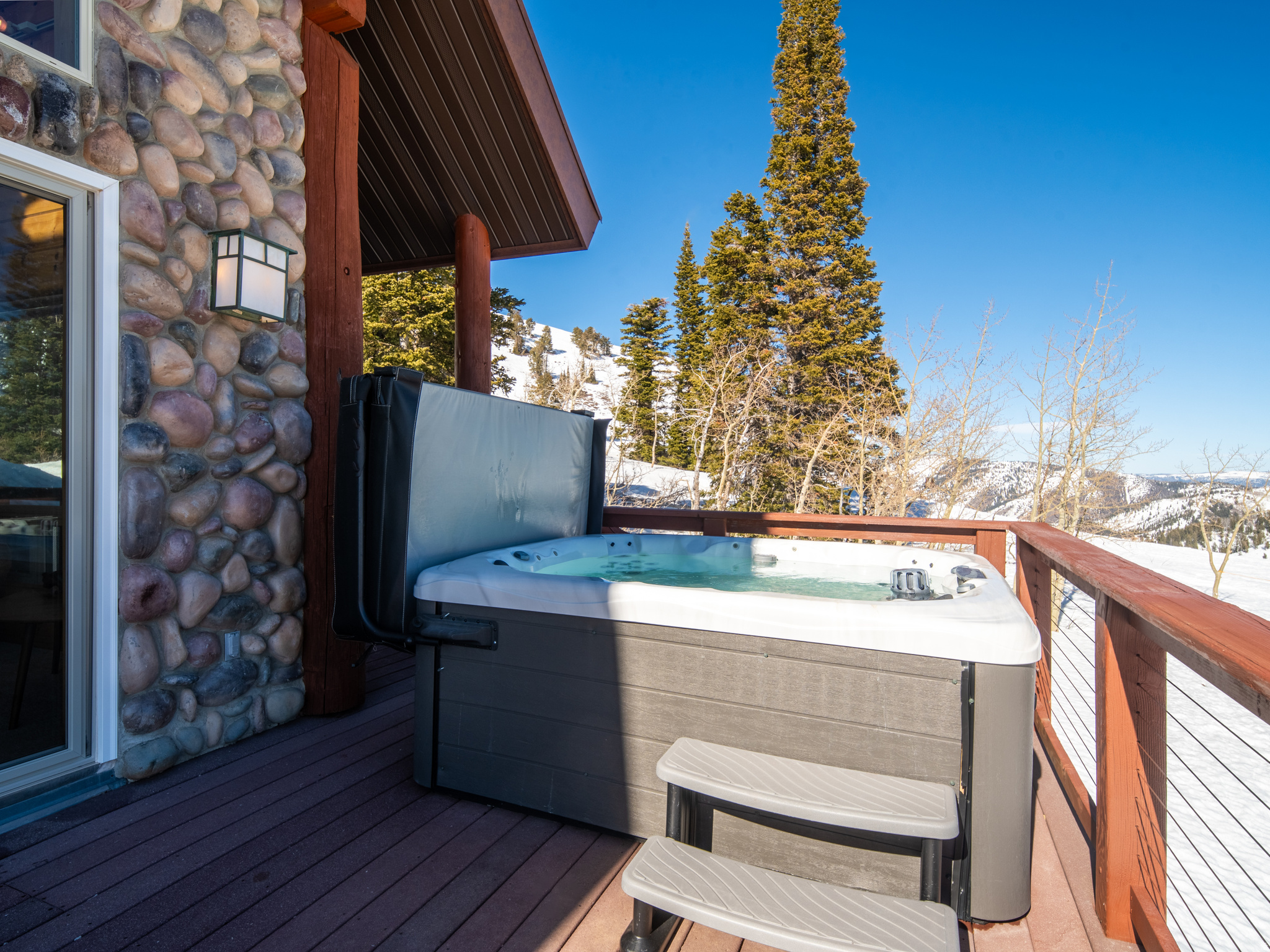 POWDER MOUNTAIN WEST - Residential