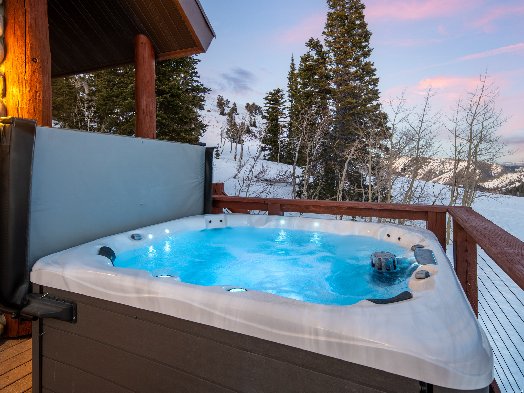 POWDER MOUNTAIN WEST - Residential