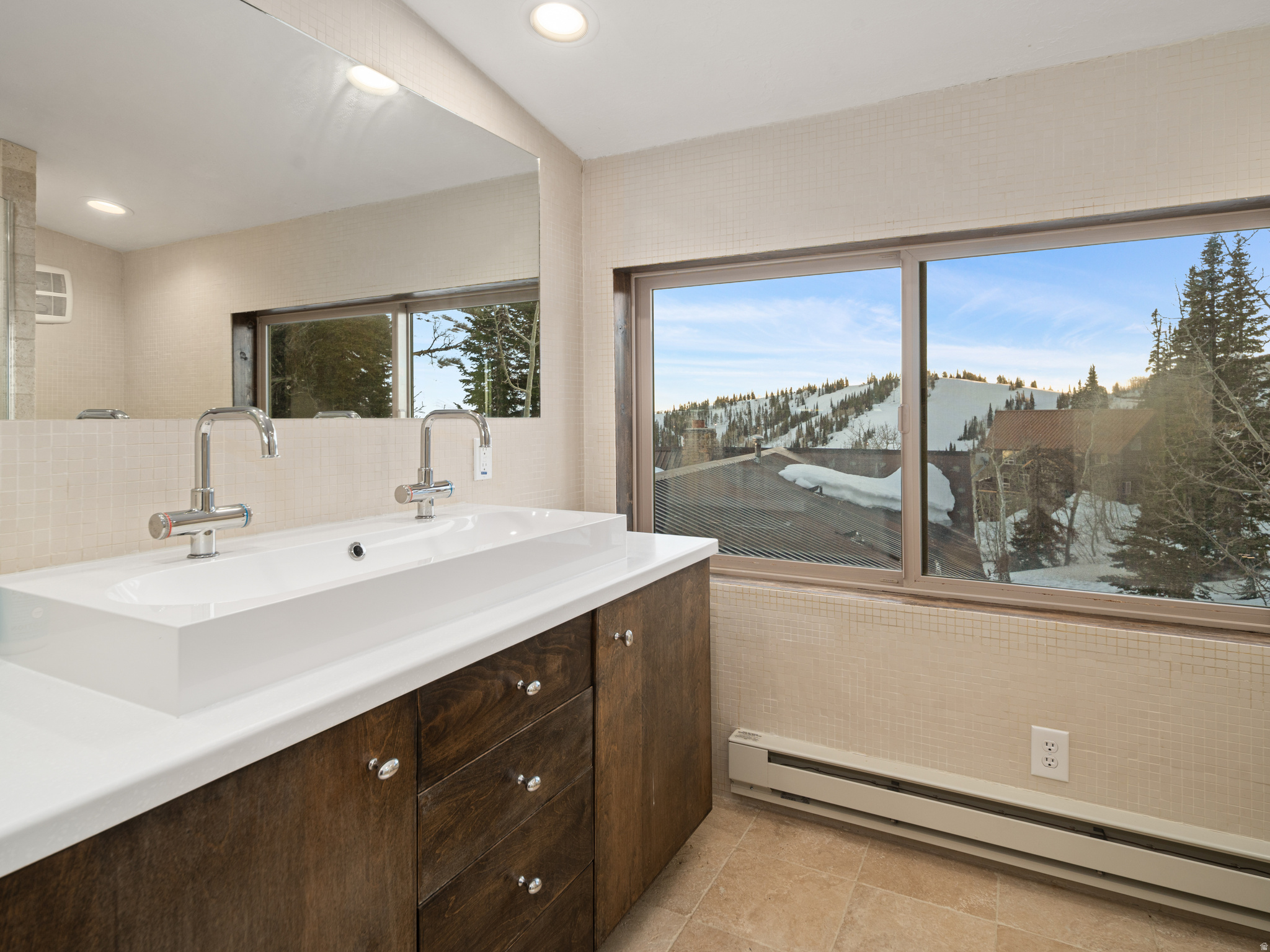 POWDER MOUNTAIN WEST - Residential