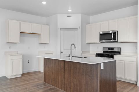 Tiny photo for 257 E LEVENGROVE DR #181, Lehi, UT 84048 (MLS # 2125459)