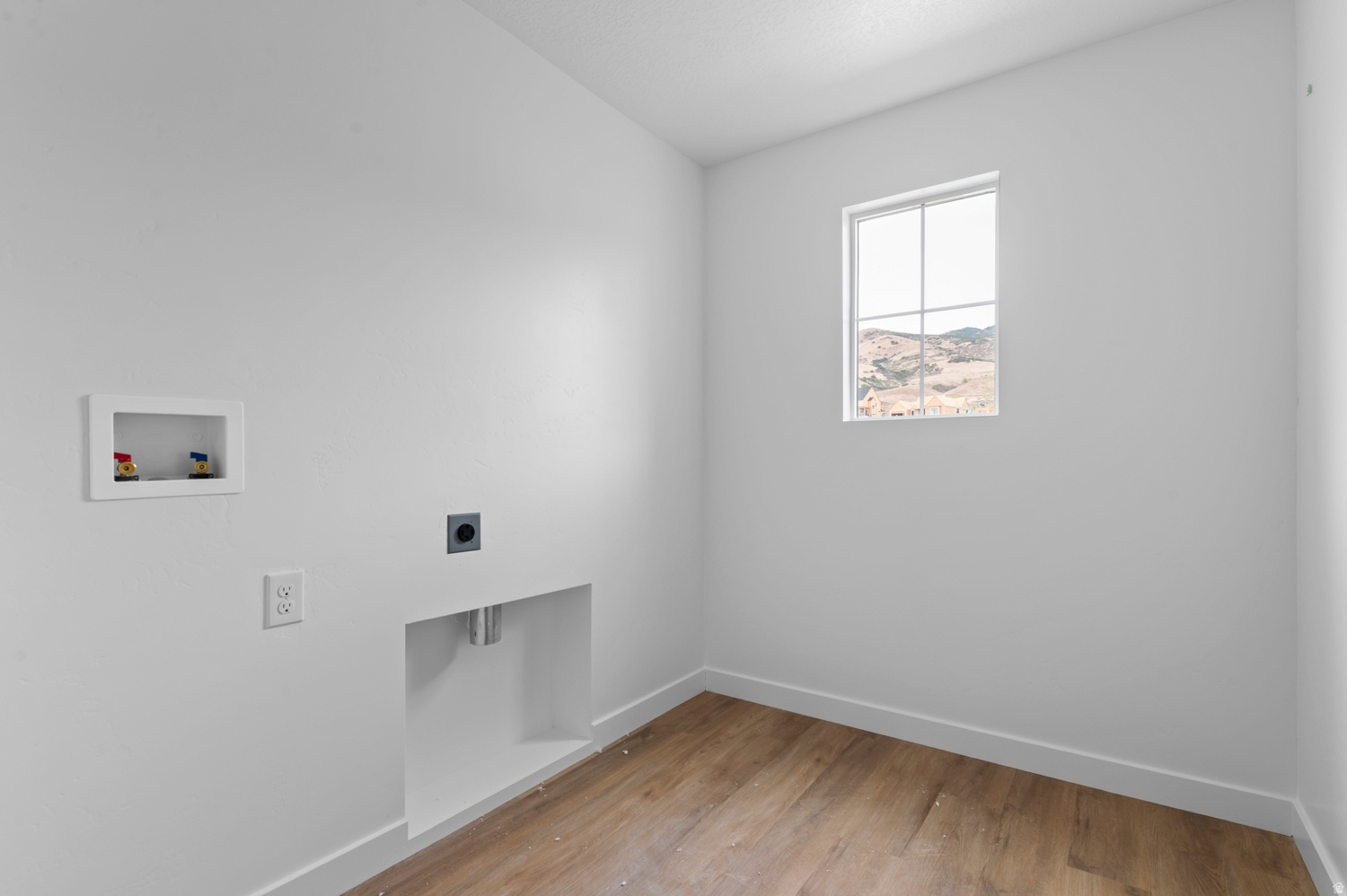 INVERNESS BY D.R. HORTON - Residential