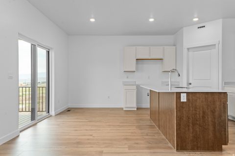 Tiny photo for 257 E LEVENGROVE DR #181, Lehi, UT 84048 (MLS # 2125459)