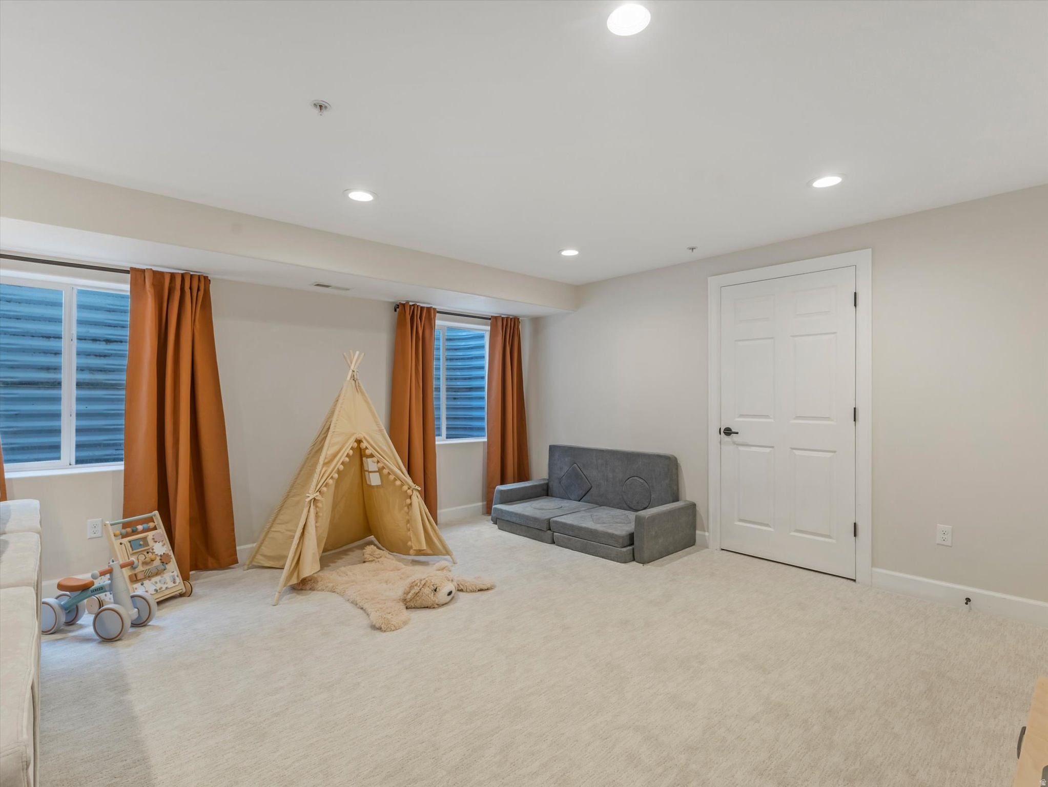 SUNCREST - Residential