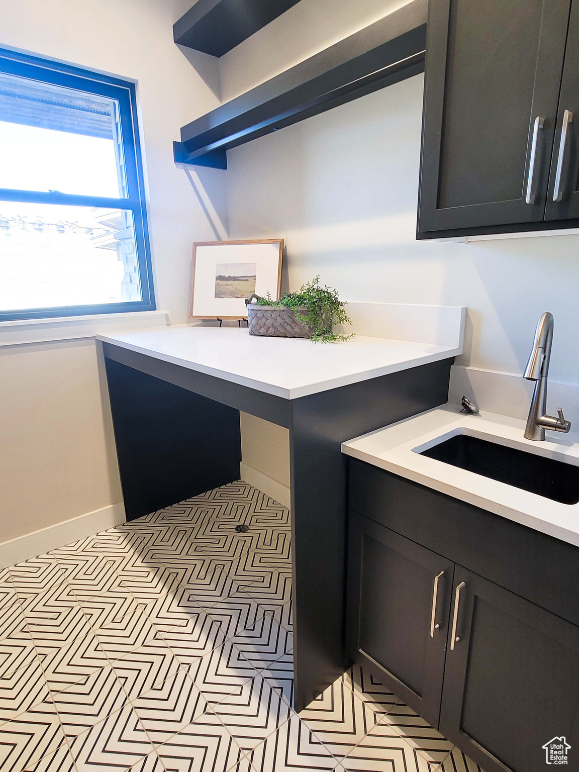 HIDEOUT CANYON - Residential