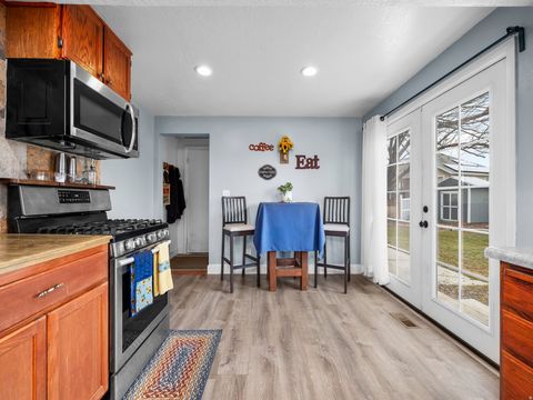Tiny photo for 916 W 675 N, Tremonton, UT 84337 (MLS # 2128762)