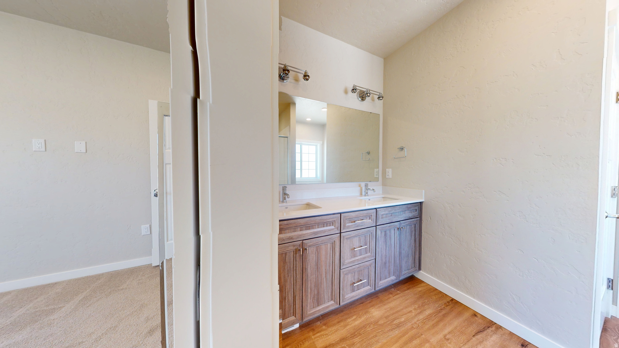 DESERT CANYONS - Residential