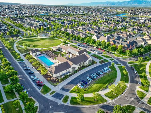 Tiny photo for 4366 W DEGRAY DR S, South Jordan, UT 84009 (MLS # 2129462)