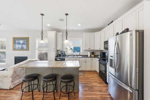 Tiny photo for 4366 W DEGRAY DR S, South Jordan, UT 84009 (MLS # 2129462)