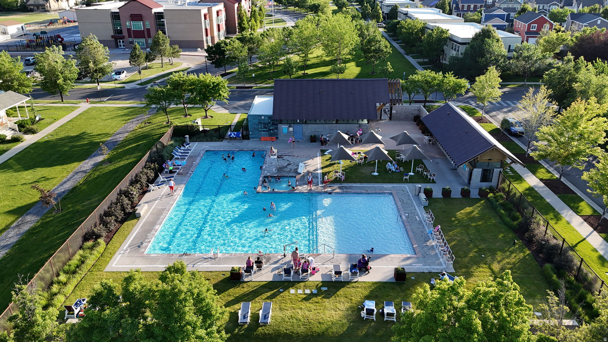 DAYBREAK - Residential