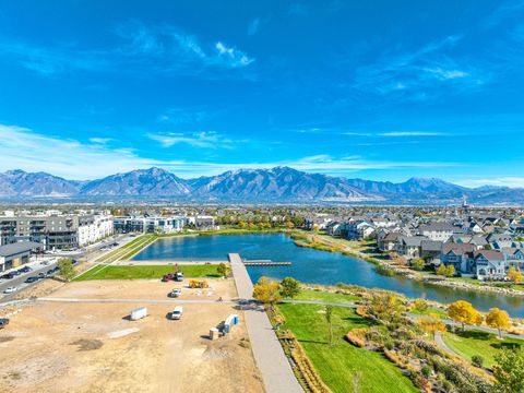 Tiny photo for 4366 W DEGRAY DR S, South Jordan, UT 84009 (MLS # 2129462)