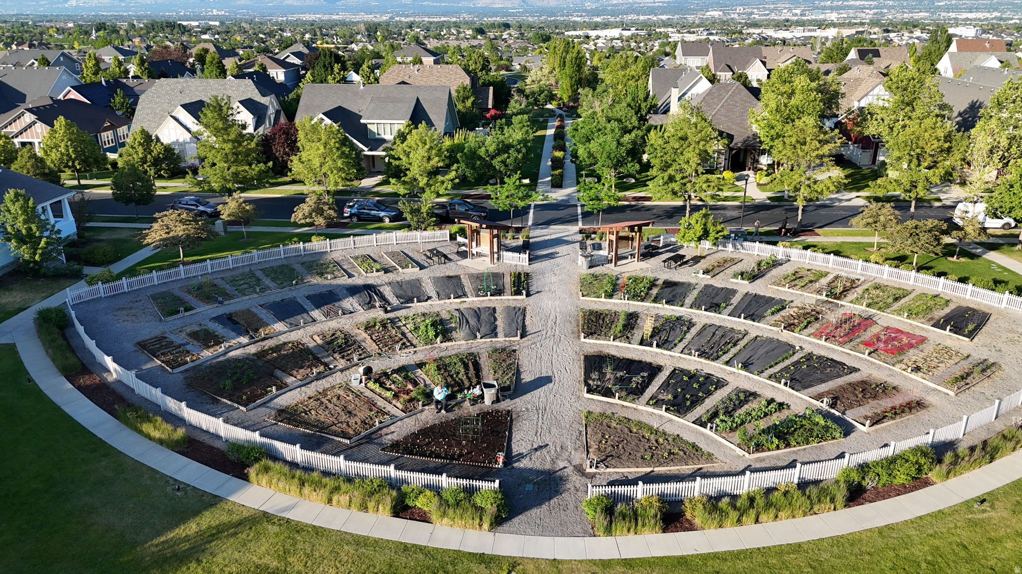 DAYBREAK - Residential