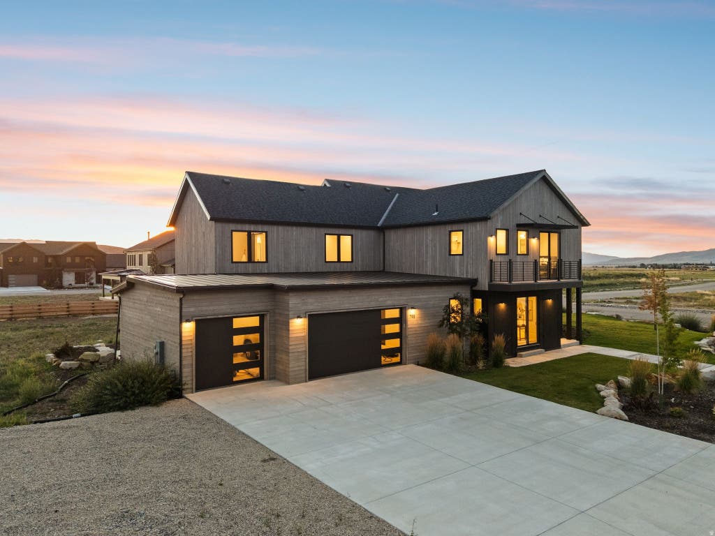 Photo of 798 LAZY WAY, Francis, UT 84036 (MLS # 2180726)