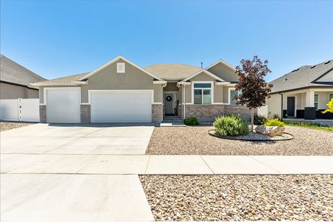 Photo of 545 W 2030 N, Tooele, UT 84074 (MLS # 2158676)