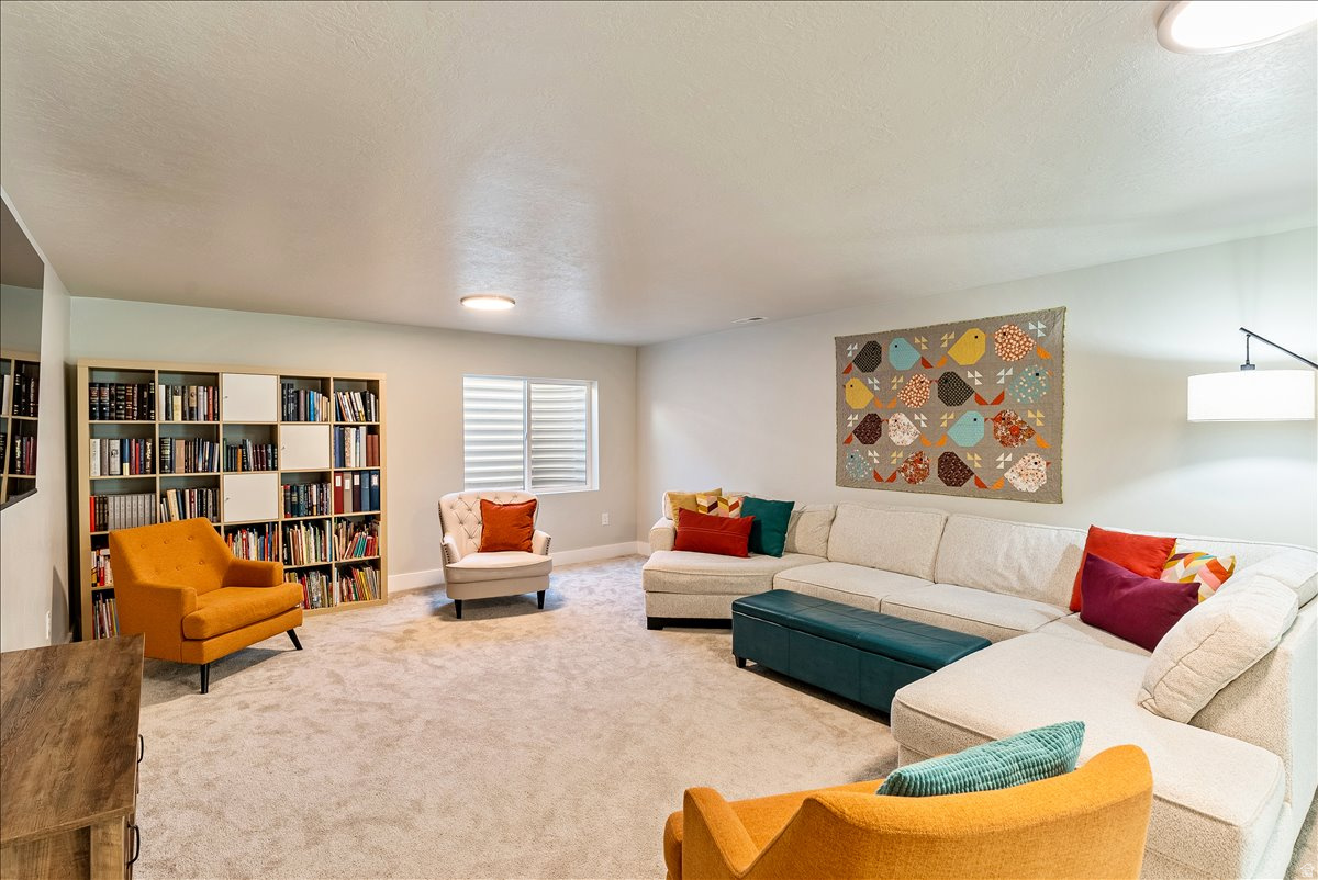 OVERLAKE ESTATES - Residential