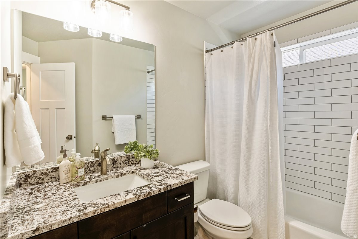 OVERLAKE ESTATES - Residential