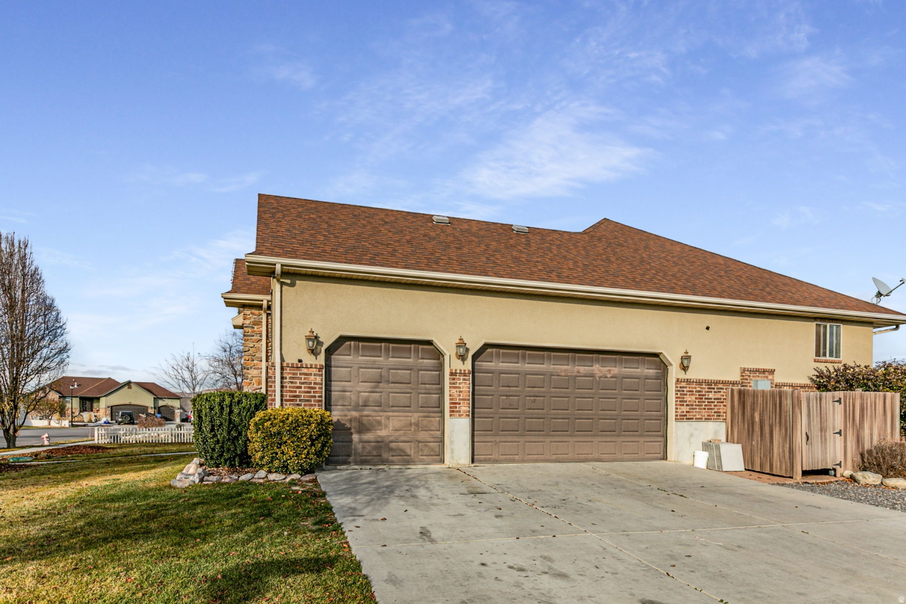 BLOSSOM MEADOWS - Residential