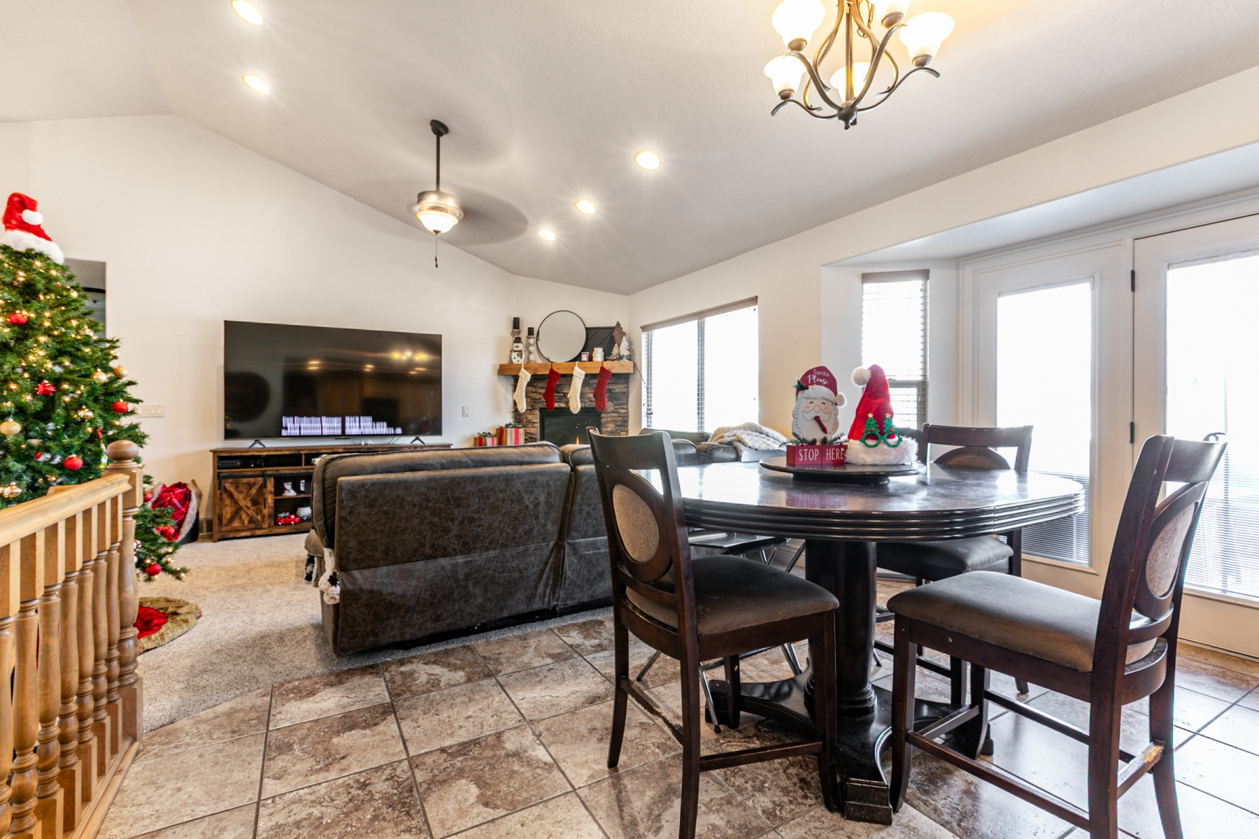 BLOSSOM MEADOWS - Residential