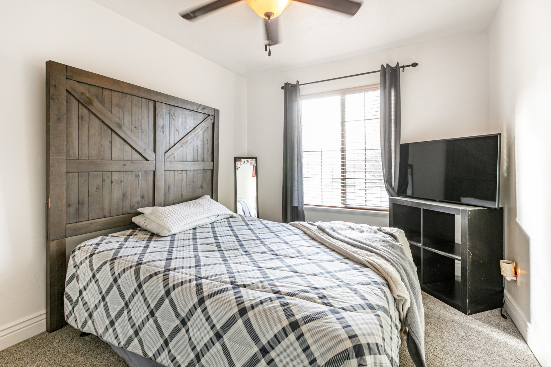 BLOSSOM MEADOWS - Residential