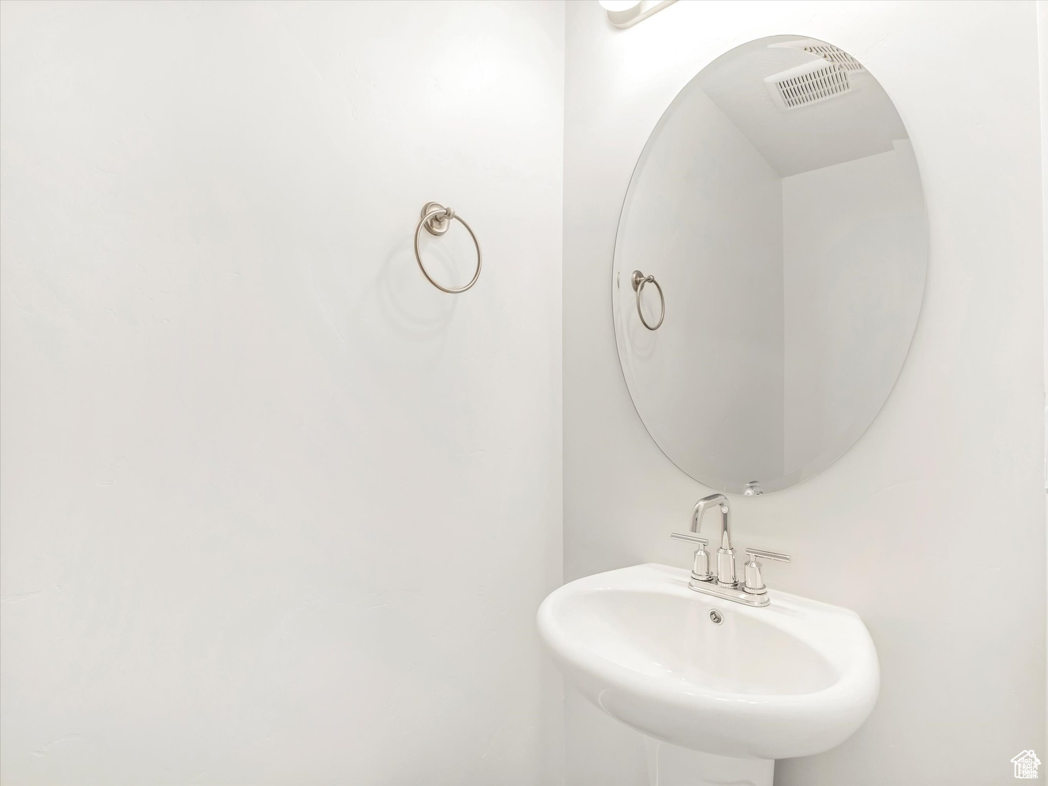 EAGLE VILLAGE - Residential