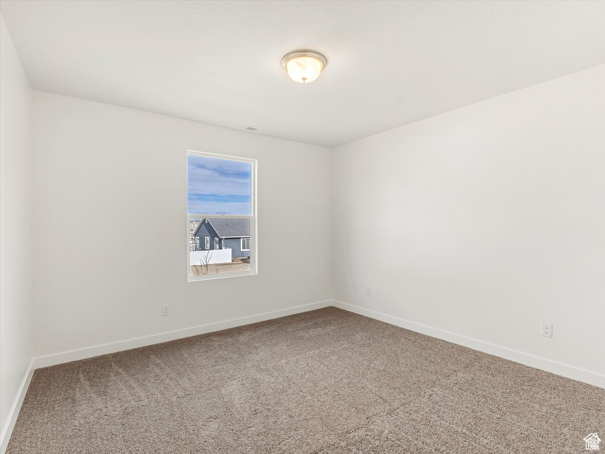 EAGLE VILLAGE - Residential