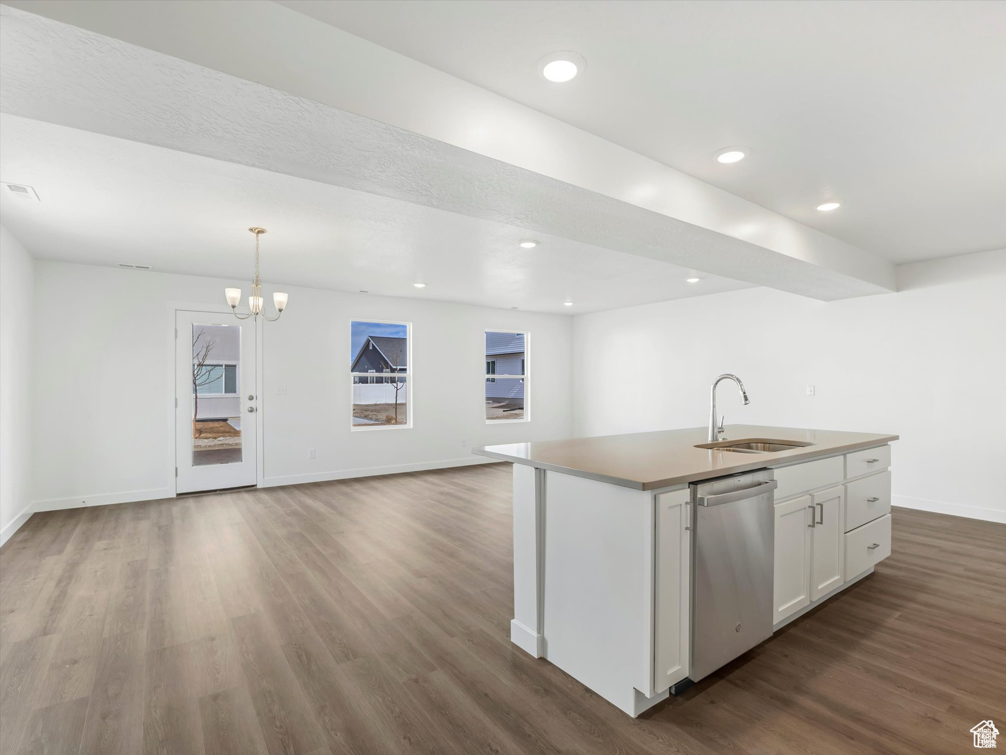 EAGLE VILLAGE - Residential