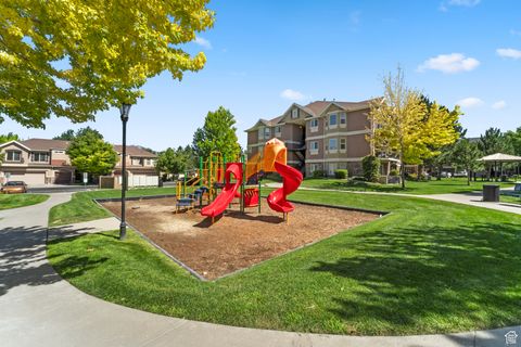 Tiny photo for 3821 S KINGSBURY LN W #B2, West Valley City, UT 84119 (MLS # 2100552)