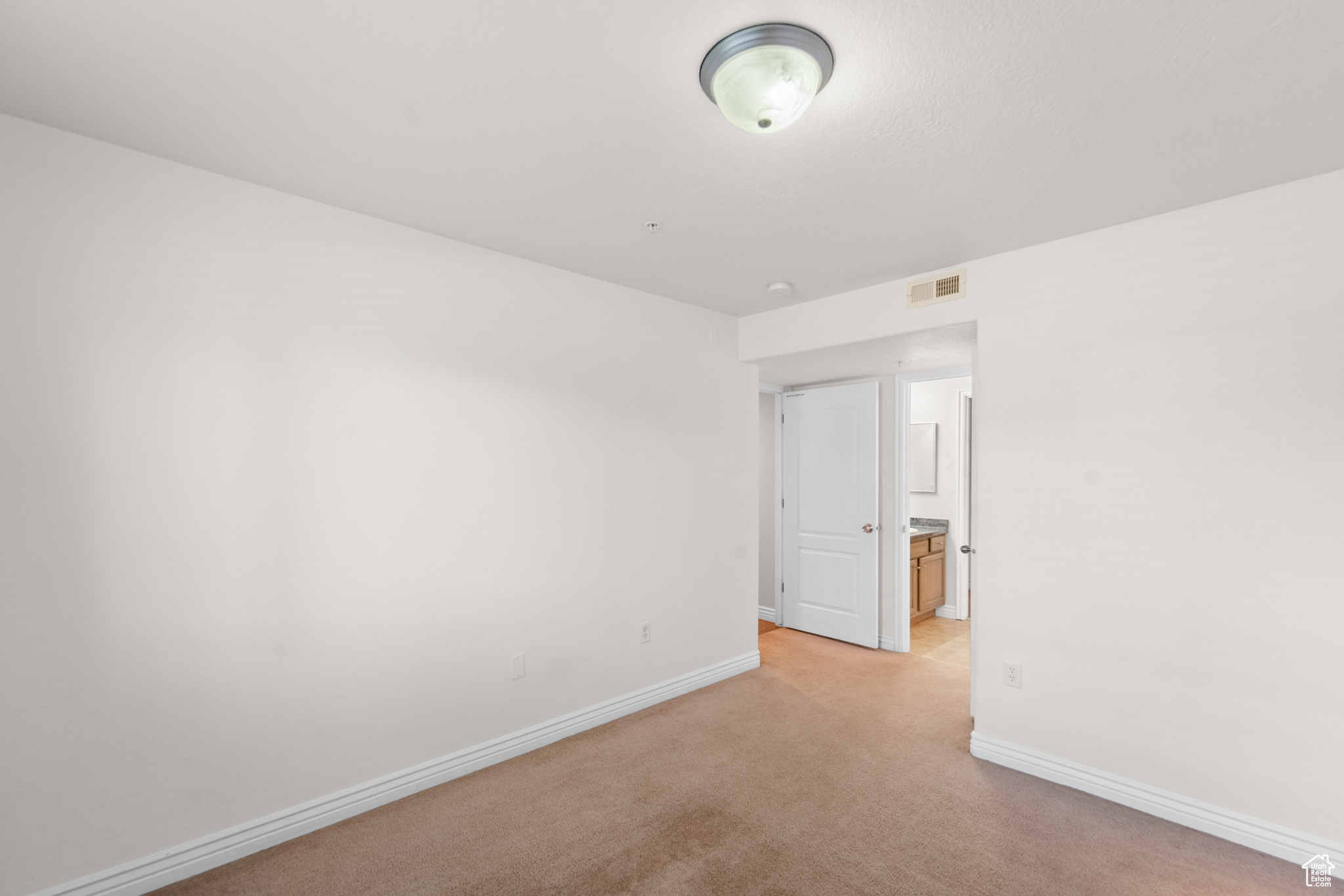 KINGSPOINTE - Residential