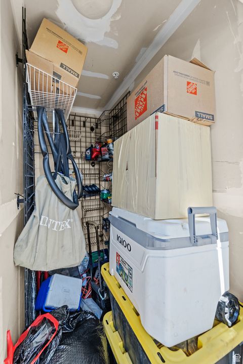 Tiny photo for 3821 S KINGSBURY LN W #B2, West Valley City, UT 84119 (MLS # 2100552)