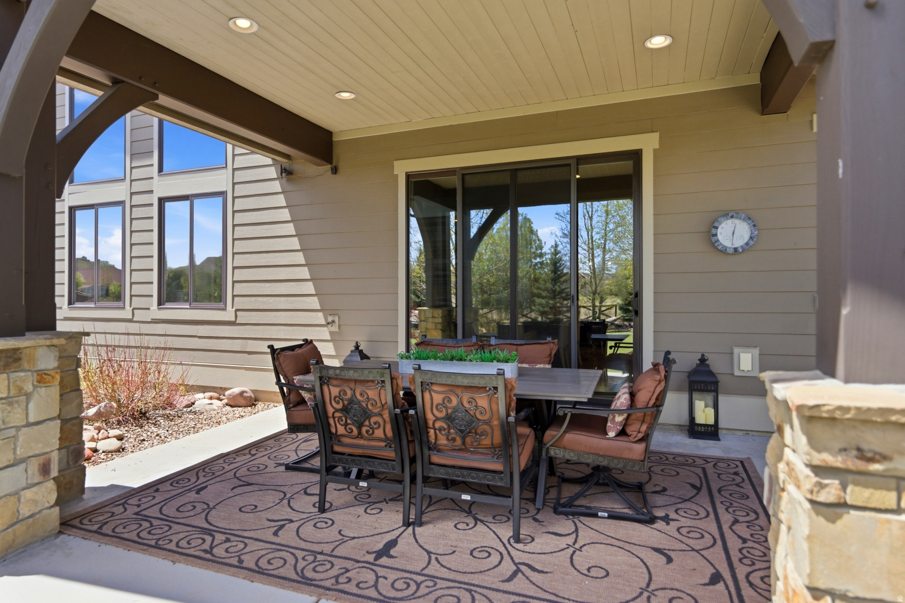 EAST CREEK - Residential